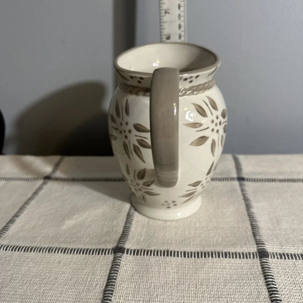 temp-tations Old World 20oz Pitcher Tan‎ Beige Brown Rustic Country Farmhouse
